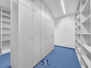 Pronájem obchodního prostoru, Česká Kamenice, Náměstí Míru, 196 m2