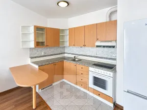 Pronájem bytu 1+kk, Praha - Smíchov, 43 m2