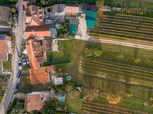 Prodej rodinného domu, Perná, 300 m2