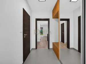 Prodej rodinného domu, Praha - Hostavice, U Hostavického potoka, 95 m2