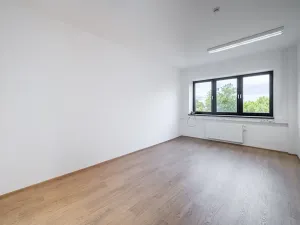 Pronájem kanceláře, Mělník, Bezručova, 16 m2