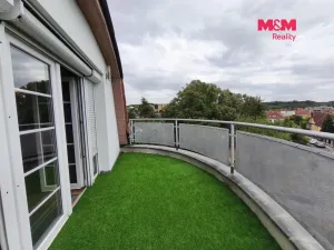 Pronájem kanceláře, Praha - Hloubětín, V Novém Hloubětíně, 162 m2