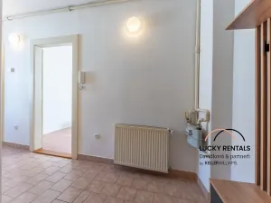 Pronájem bytu 2+1, Praha - Staré Město, Havelská, 65 m2