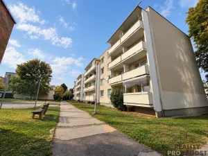 Prodej bytu 2+1, Zlín, Kvítková, 61 m2
