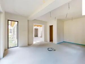 Prodej rodinného domu, Trnová, 244 m2