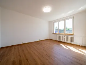 Prodej bytu 2+1, Roztoky, 52 m2