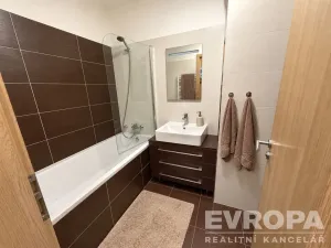 Prodej bytu 3+kk, Praha - Malešice, Nad úžlabinou, 65 m2
