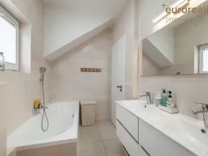 Pronájem rodinného domu, Chodová Planá, Kolmá, 100 m2