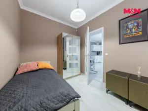 Pronájem bytu 3+kk, Karlovy Vary, Moravská, 80 m2