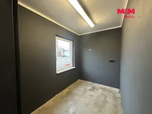 Pronájem skladu, Předměřice nad Labem, V Aleji, 350 m2