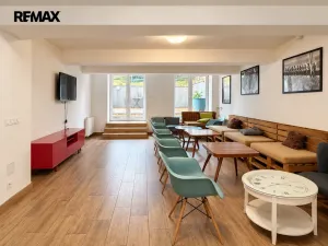 Pronájem bytu 1+kk, Praha - Libeň, V Holešovičkách, 26 m2