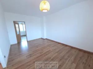 Pronájem bytu 2+1, Krnov - Pod Bezručovým vrchem, Hlubčická, 53 m2