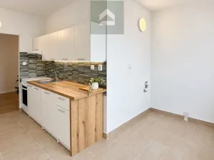 Prodej bytu 2+1, Klatovy - Klatovy III, Plzeňská, 65 m2