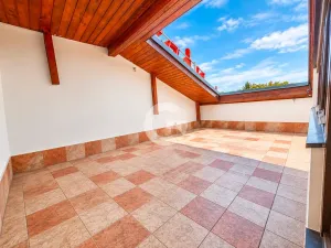 Prodej obchodního prostoru, Zlín - Malenovice, Bezručova, 568 m2