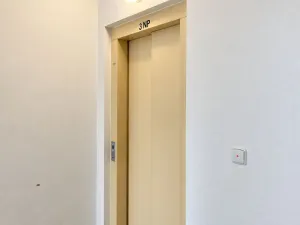 Pronájem bytu 1+kk, Praha - Troja, Vřesová, 26 m2
