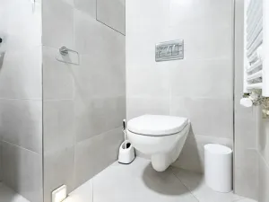 Prodej bytu 1+kk, Praha - Háje, 33 m2