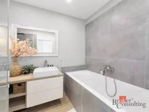 Prodej bytu 3+kk, Plzeň - Újezd, Halštatská, 88 m2
