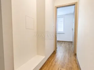 Pronájem bytu 3+kk, Karlovy Vary - Drahovice, Východní, 61 m2
