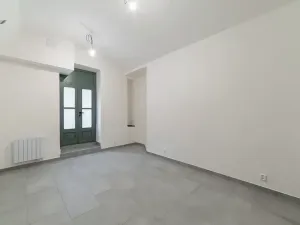 Pronájem obchodního prostoru, Praha - Žižkov, Ježkova, 64 m2