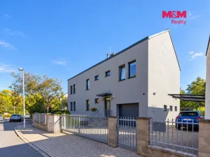 Pronájem bytu 3+1, Praha - Břevnov, Za oborou, 73 m2