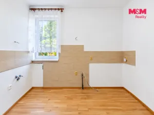 Pronájem bytu 3+1, Praha - Břevnov, Za oborou, 73 m2