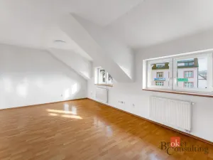 Prodej bytu 3+kk, Beroun - Beroun-Město, Nám. M.Poštové, 63 m2