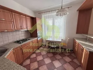 Prodej bytu 3+1, Rokycany, Barákova, 74 m2