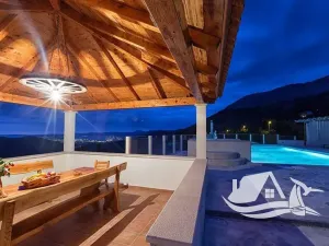 Prodej vily, Split, Chorvatsko, Gornje Sitno - Dom Umberto Girometta, 500 m2