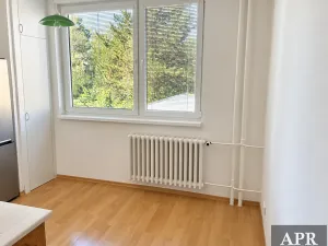 Prodej bytu 2+1, Zlín, Dlouhá, 57 m2