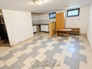 Prodej rodinného domu, Kostice, 185 m2