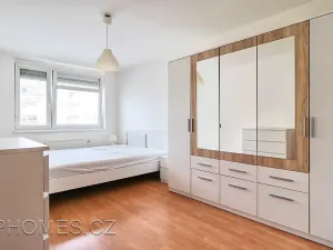 Pronájem bytu 3+kk, Praha - Řepy, Skuteckého, 75 m2