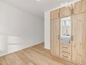 Pronájem bytu 2+kk, Praha - Vysočany, Kolmá, 34 m2