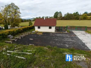 Prodej výrobních prostor, Strašín, 10239 m2