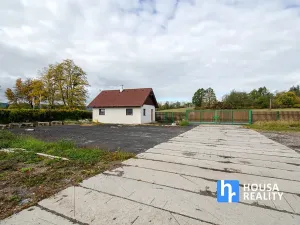 Prodej výrobních prostor, Strašín, 10239 m2