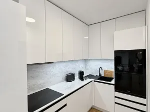 Pronájem bytu 2+kk, Brno, Bratislavská, 52 m2
