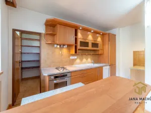 Prodej rodinného domu, Vlčková, 120 m2