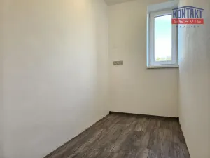 Prodej bytu 2+1, Jindřichův Hradec - Otín, 57 m2