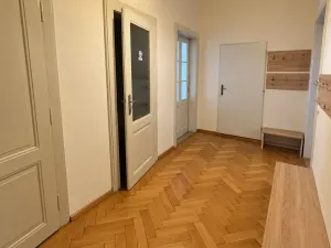 Pronájem kanceláře, Praha - Holešovice, U průhonu, 64 m2
