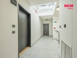 Prodej bytu 2+kk, Praha, Prosecká, 39 m2