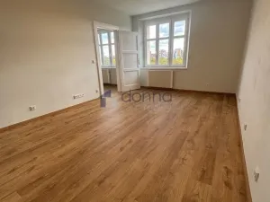 Pronájem bytu 2+kk, Praha, U vysočanského pivovaru, 54 m2