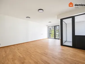 Pronájem bytu 2+kk, Ostrava, Na Burni, 53 m2