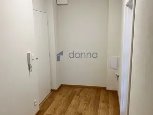 Pronájem bytu 2+kk, Praha, U vysočanského pivovaru, 40 m2