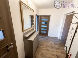 Pronájem bytu 2+1, Tábor, Sezimova, 58 m2