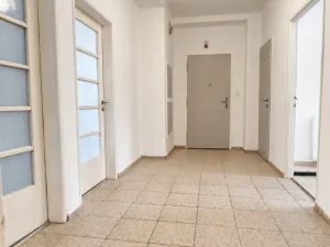 Pronájem bytu 3+1, Hradec Králové, Nerudova, 95 m2