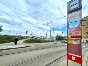 Pronájem bytu 1+1, Praha - Smíchov, Radlická, 35 m2