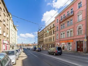 Pronájem bytu 1+1, Praha - Smíchov, Radlická, 35 m2