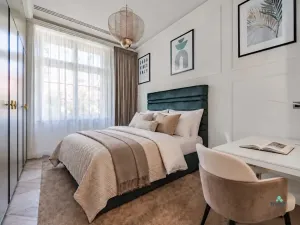 Pronájem bytu 5+kk, Praha - Vinohrady, Helénská, 230 m2