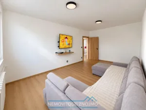 Pronájem bytu 3+1, Znojmo, Gagarinova, 76 m2