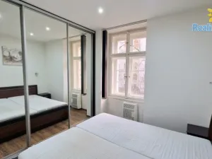 Pronájem bytu 2+kk, Praha - Vršovice, Moskevská, 46 m2