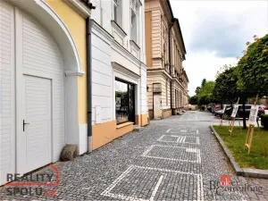 Pronájem bytu 3+kk, Opočno, Kupkovo nám., 68 m2